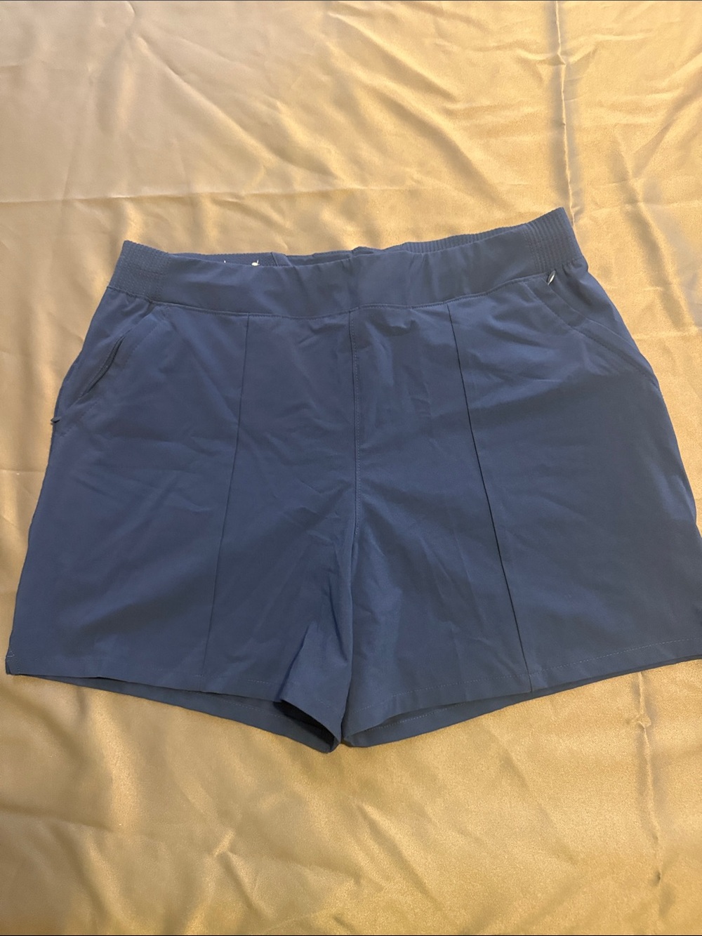 Columbia PFG Sz Large Navy Active Shorts with Elastic Waistband 5" inseam Lk New
